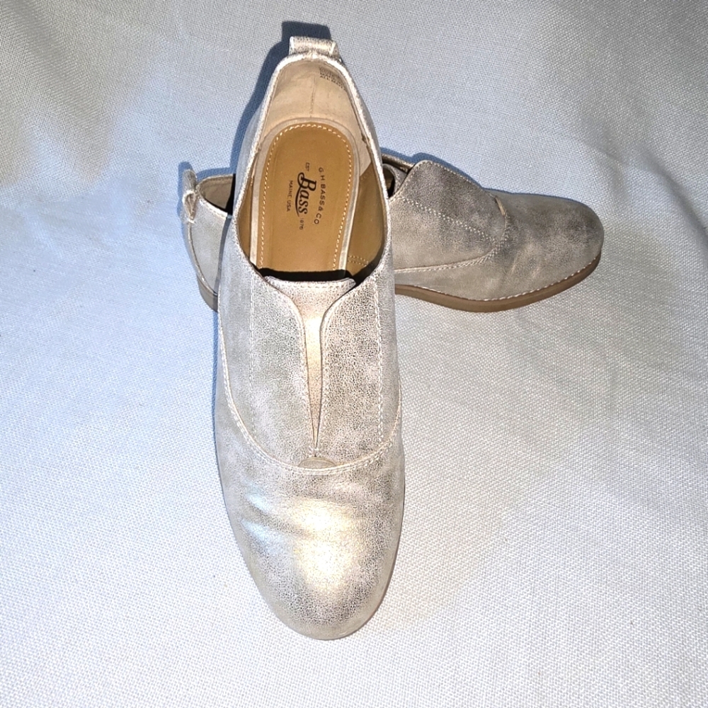 G.H. Bass & Co. Dylan Women's Metallic Slip-On Sz. 8M Flats Loafers